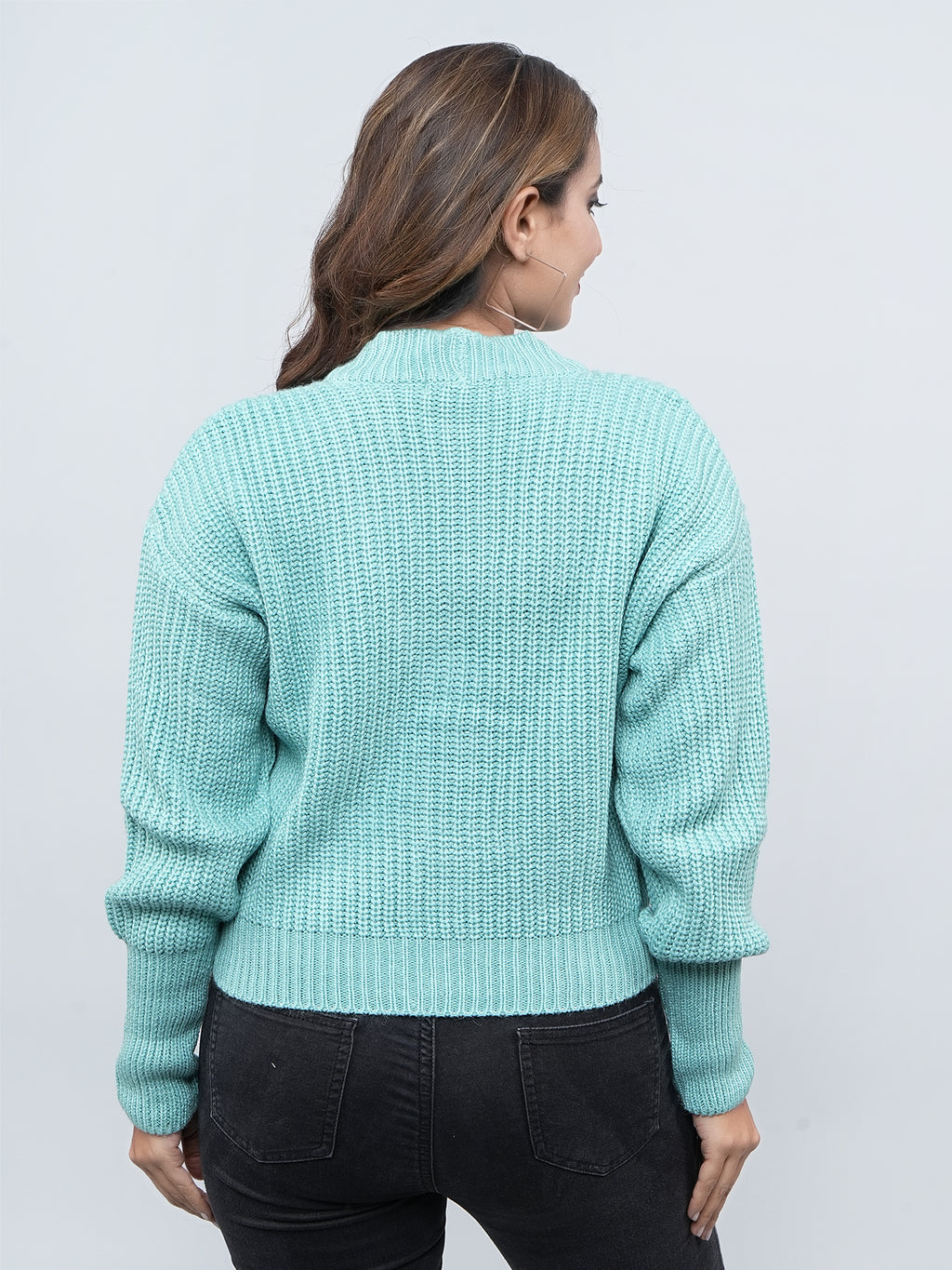 FEVERFEW Women Self Design V Neck Sweater