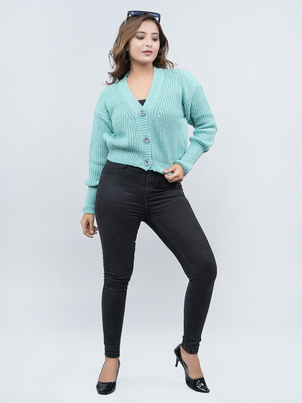 FEVERFEW Women Self Design V Neck Sweater