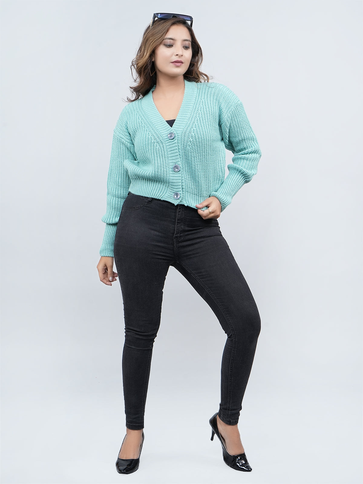 FEVERFEW Women Self Design V Neck Sweater